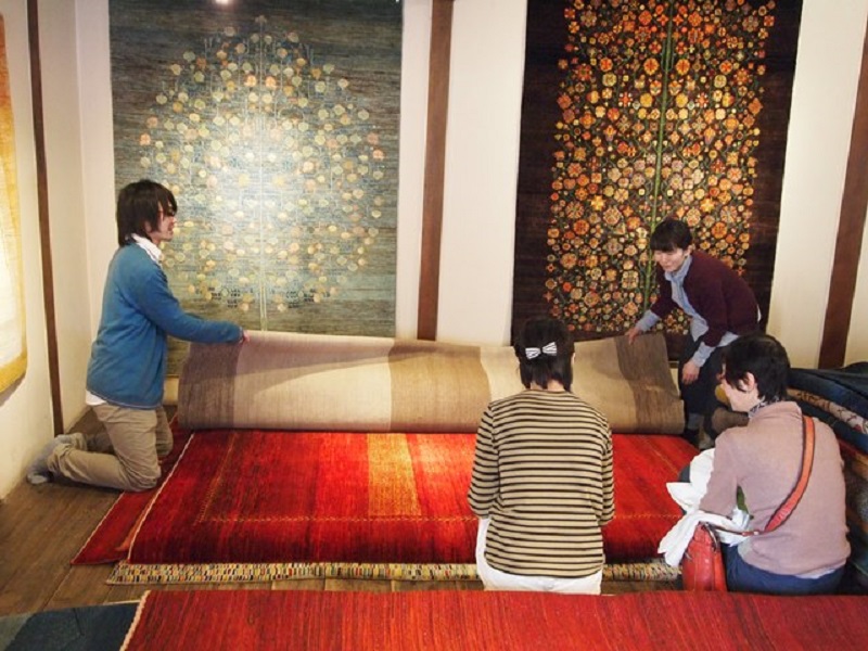 ギャッベ　ペルシャ絨毯　マツコの知らない世界　全国のアートギャッベ展