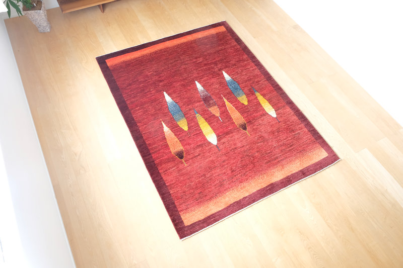 茜色のギャッベ