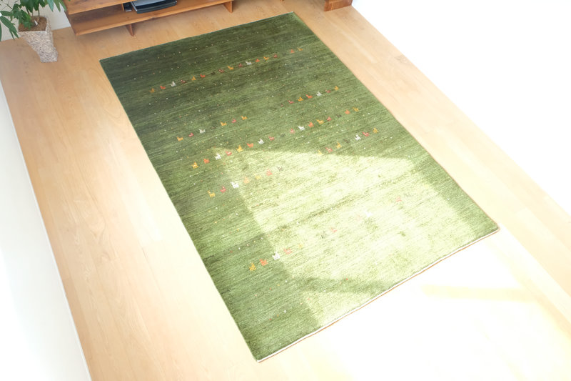 幸福を運ぶ羊たちの行進 幸福を運ぶ羊たちの行進