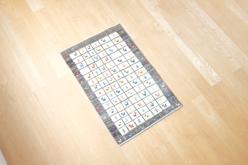 原毛のギャッベ